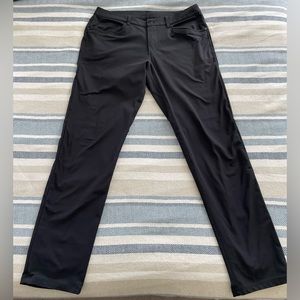 Men’s Lululemon ABC Classic fit pants 34/32